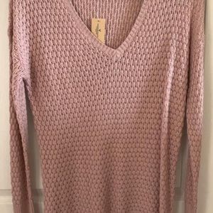 American Eagle Long Sleeved Sweater